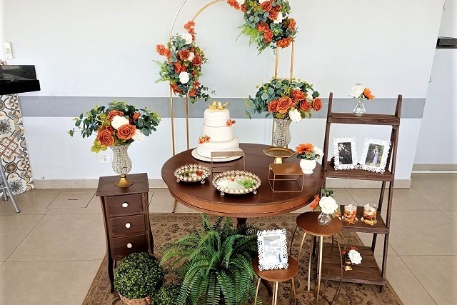 Decoração de Casamento Rústica Mini Wedding com Mesa Redonda